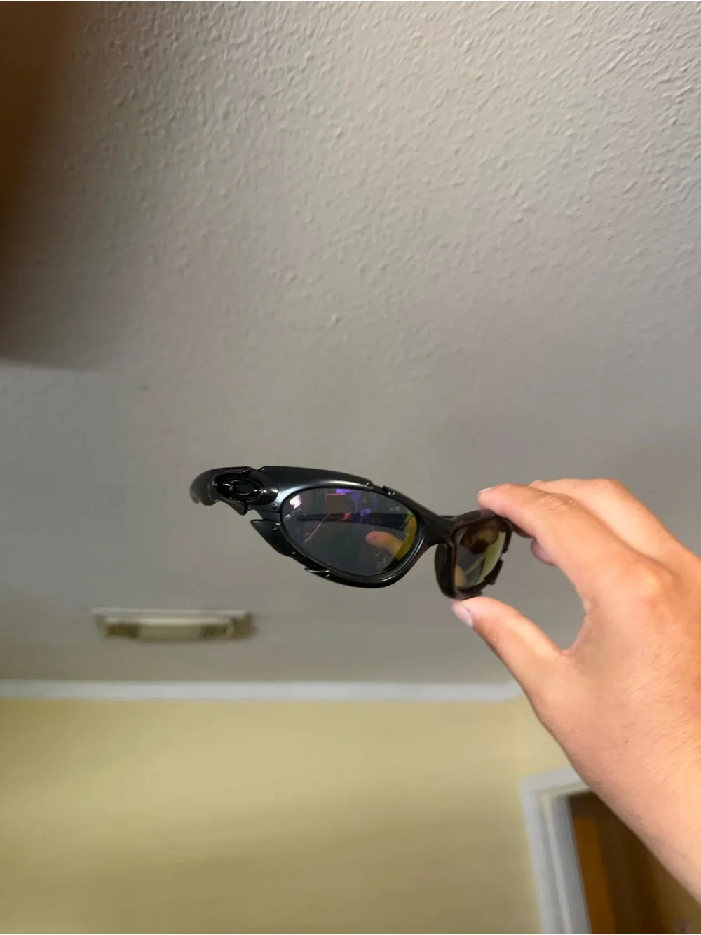 Oakley Men's Black Sculpted Sunglasses with Iridescent Lenses